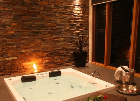 Kudos Villas And Retreats - Great Ocean Road Tourism 5