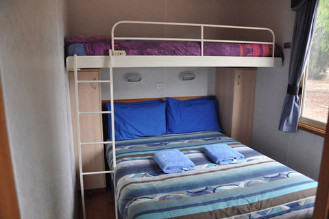 Western KI Caravan Park - Great Ocean Road Tourism 3