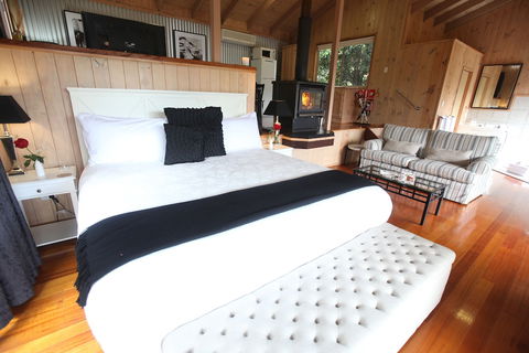 Belle's At Montville - Great Ocean Road Tourism 5