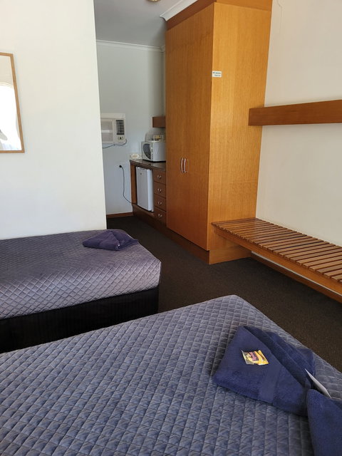 Glynlea Motel - Great Ocean Road Tourism 6