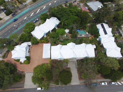 Chez Noosa Resort Motel - Great Ocean Road Tourism 1