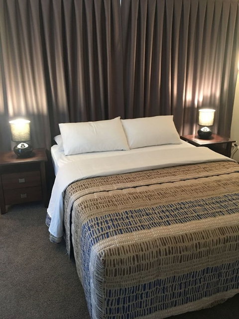 Chez Noosa Resort Motel - Great Ocean Road Tourism 5