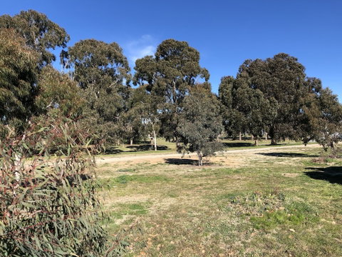 Canberra Lyneham Motor Inn - Great Ocean Road Tourism 3