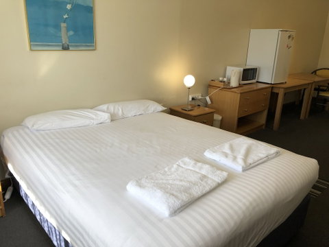 Canberra Lyneham Motor Inn - Great Ocean Road Tourism 4