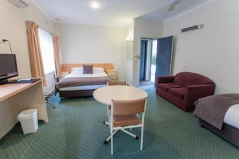 Jasmine Lodge Motel - Great Ocean Road Tourism 6