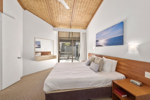 Nautilus Beachfront Villas & Spa - Great Ocean Road Tourism 0