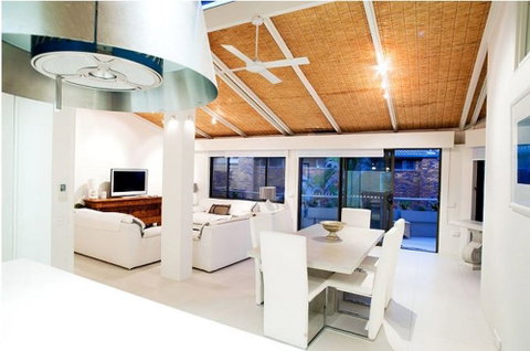 Nautilus Beachfront Villas & Spa - Great Ocean Road Tourism 5
