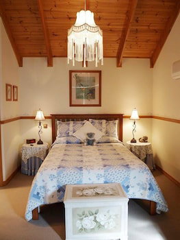 Cottages On Edward - Great Ocean Road Tourism 3