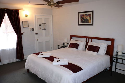 Settlers House York - Great Ocean Road Tourism 3