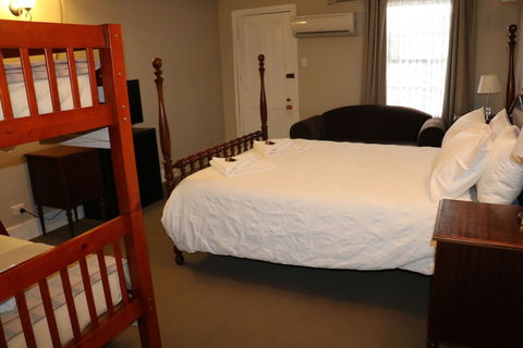 Settlers House York - Great Ocean Road Tourism 4