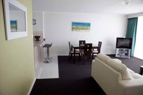 Port Pacific Resort - Great Ocean Road Tourism 4