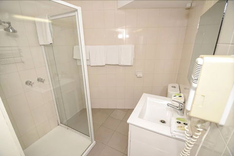 Dandenong Motel - Great Ocean Road Tourism 5