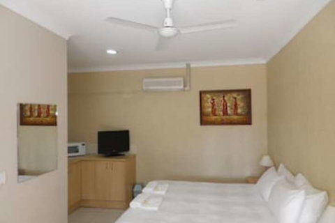 Ocean Shores Motel - Great Ocean Road Tourism 3
