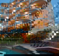 Meridian Alex Beach Apartments