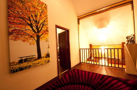 Scandinavian Castle - Great Ocean Road Tourism 7