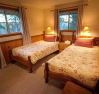 Accommodation Creek Cottages - Great Ocean Road Tourism