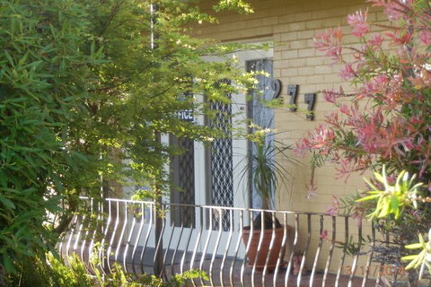 Flying Spur Motel - Great Ocean Road Tourism 1