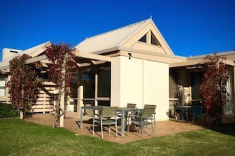 Grapevines Boutique Accommodation - Great Ocean Road Tourism 1