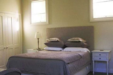 Camellia Cottage Bed & Breakfast - Great Ocean Road Tourism 2