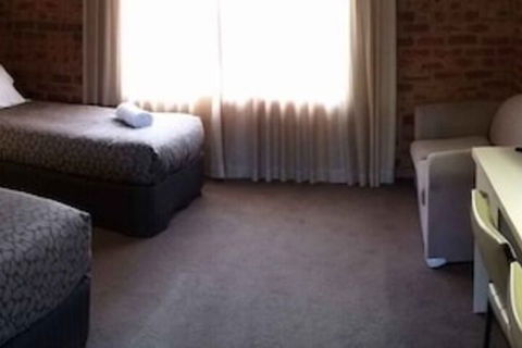 Sugarloaf Motel - Great Ocean Road Tourism 3