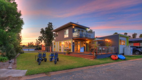 Tasman Holiday Parks - Lake Mulwala - Great Ocean Road Tourism 0