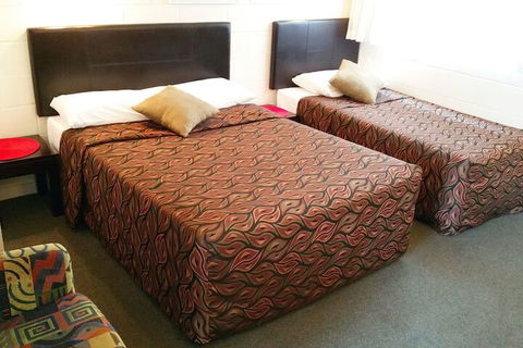 A & A Lodge Motel Emerald - Great Ocean Road Tourism 7