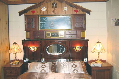 Karelia Alpine Lodge - Great Ocean Road Tourism 6