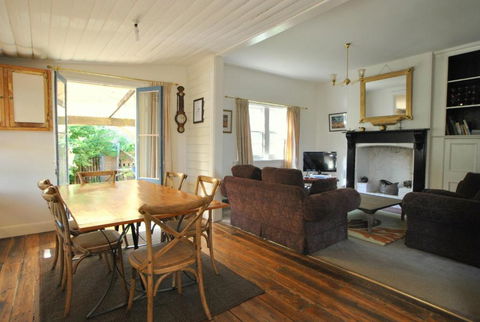 Cooma Cottage - Great Ocean Road Tourism 3