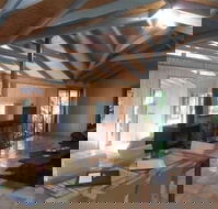 Treetops Accommodation Montville - Great Ocean Road Tourism