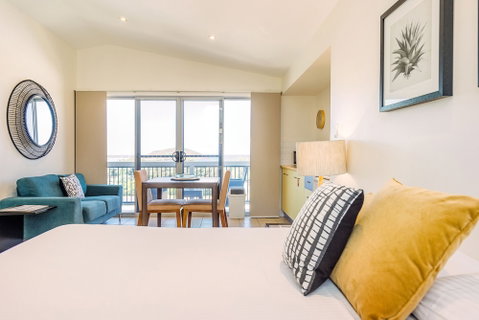 The Observatory Holiday Apartments - Great Ocean Road Tourism 3