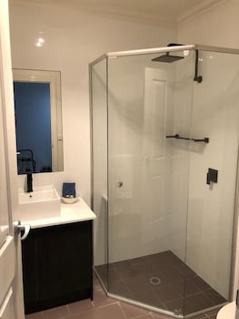 Port Boutique Accommodation - Great Ocean Road Tourism 5