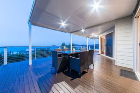 Hydeaway Bay Beach House - Great Ocean Road Tourism 0