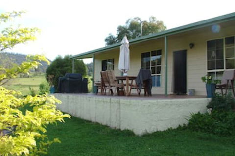 Halls On Falls Homestead - Great Ocean Road Tourism 2