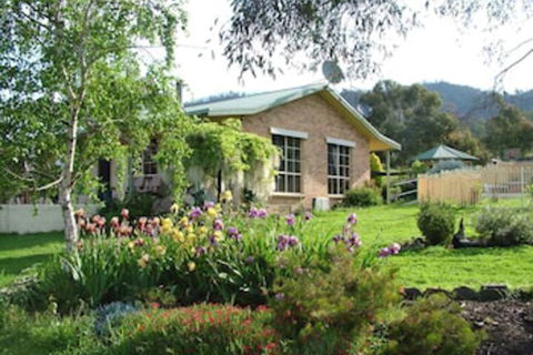 Halls On Falls Homestead - Great Ocean Road Tourism 0