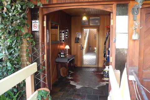 Happy Days Accommodation - Great Ocean Road Tourism 1