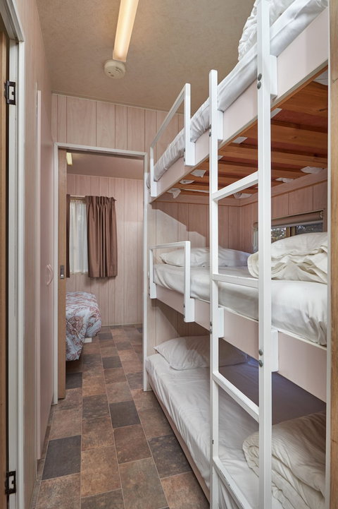 Gundagai Cabins & Tourist Park - Great Ocean Road Tourism 1