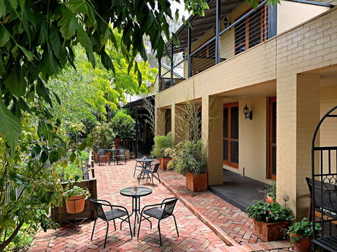 CocknBull Boutique Hotel - Great Ocean Road Tourism 4
