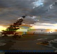Beachhouse Mollymook - Great Ocean Road Tourism