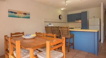 Peregian Court Resort - Great Ocean Road Tourism 2
