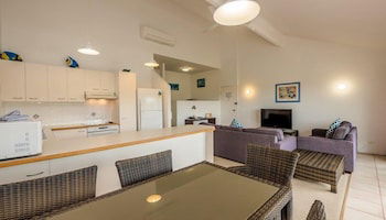 Peregian Court Resort - Great Ocean Road Tourism 6