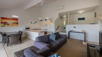 Peregian Court Resort - Great Ocean Road Tourism 3
