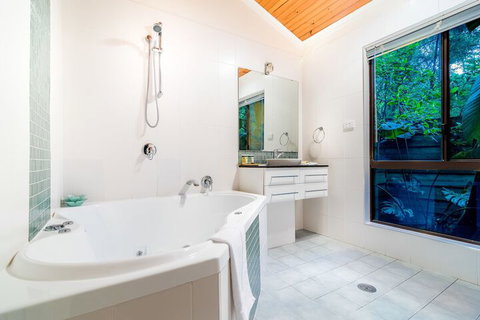 Wanderers Retreat Port Stephens - Great Ocean Road Tourism 6