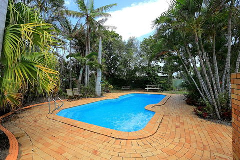 Moore Park Beach Motel - Great Ocean Road Tourism 2