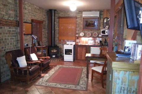 Eagle Foundry Bed & Breakfast - Great Ocean Road Tourism 4