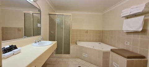 Golf Links Motel - Great Ocean Road Tourism 6