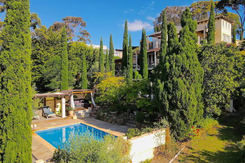 Villa Mallorca - Great Ocean Road Tourism 1