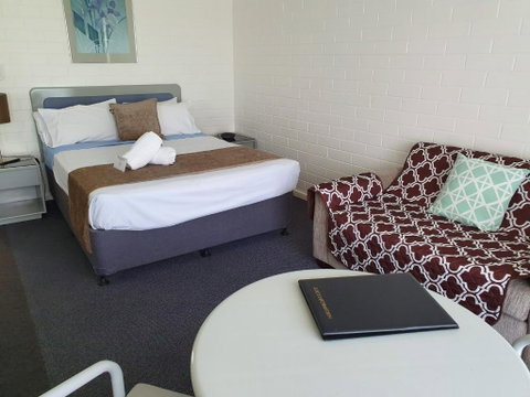 Dalby Manor Motor Inn - Great Ocean Road Tourism 5