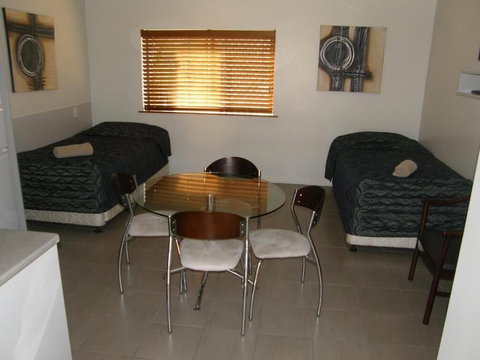 Emerald Western Gateway Motel - Great Ocean Road Tourism 6