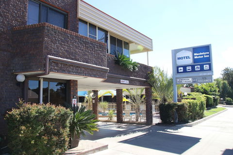 Macintyre Motor Inn - Great Ocean Road Tourism 0