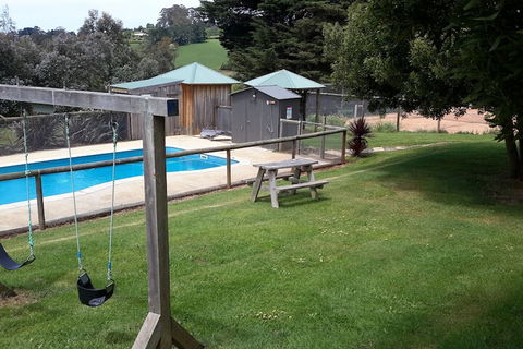 Neerim Country Cottages - Great Ocean Road Tourism 3